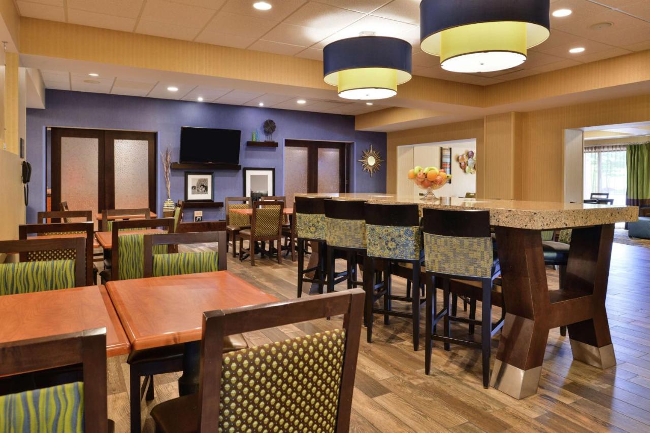 Hampton Inn Harrisonburg South Eksteriør billede