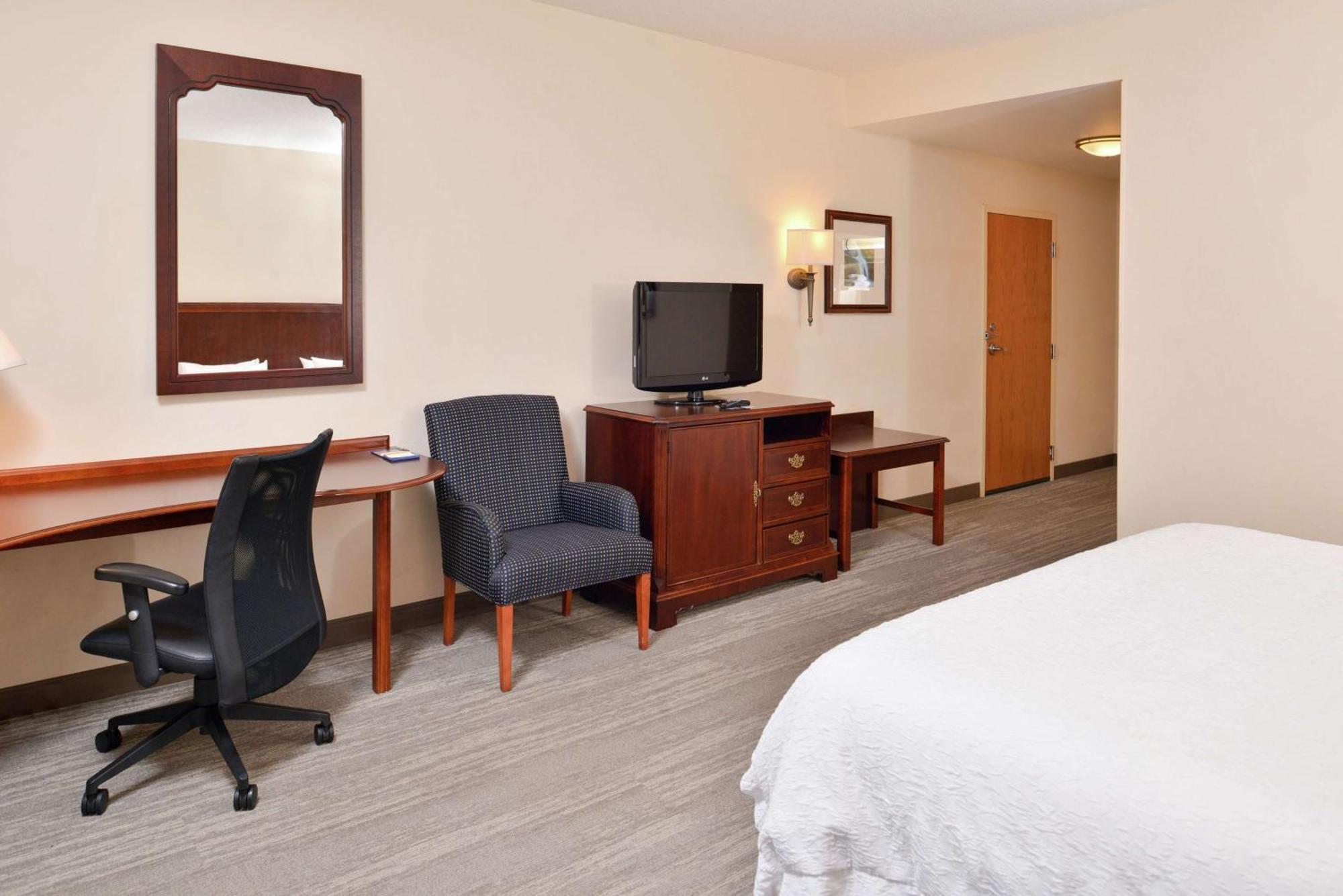 Hampton Inn Harrisonburg South Eksteriør billede
