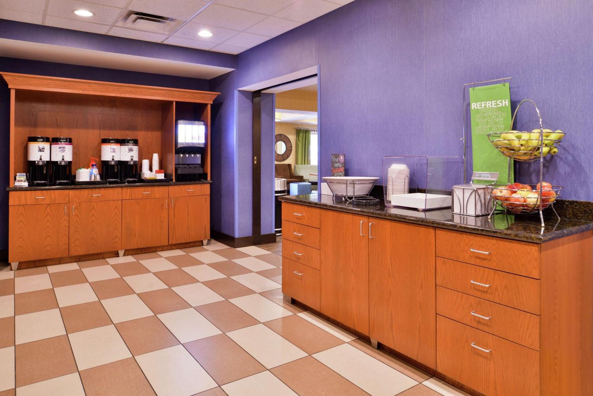 Hampton Inn Harrisonburg South Eksteriør billede