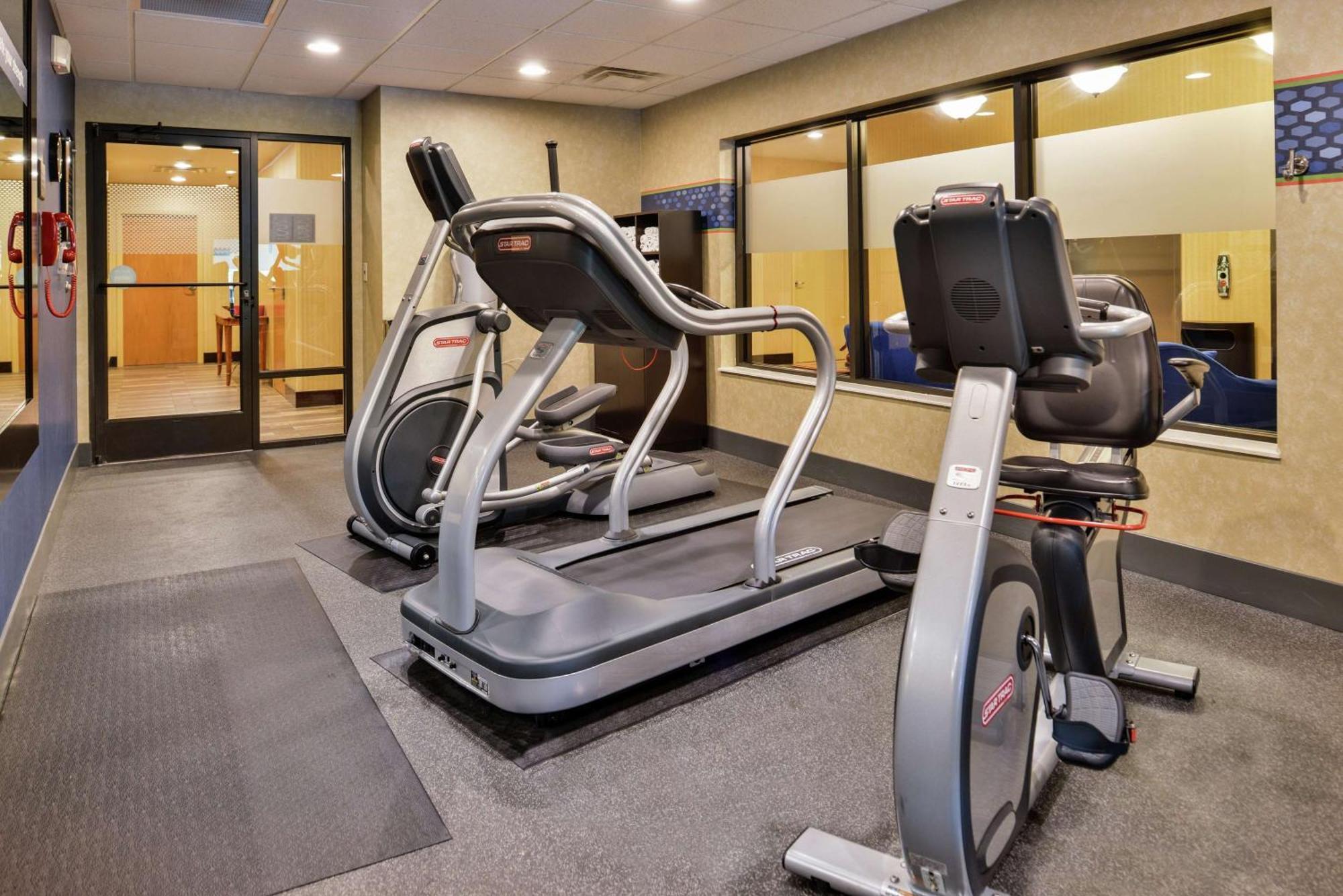 Hampton Inn Harrisonburg South Eksteriør billede