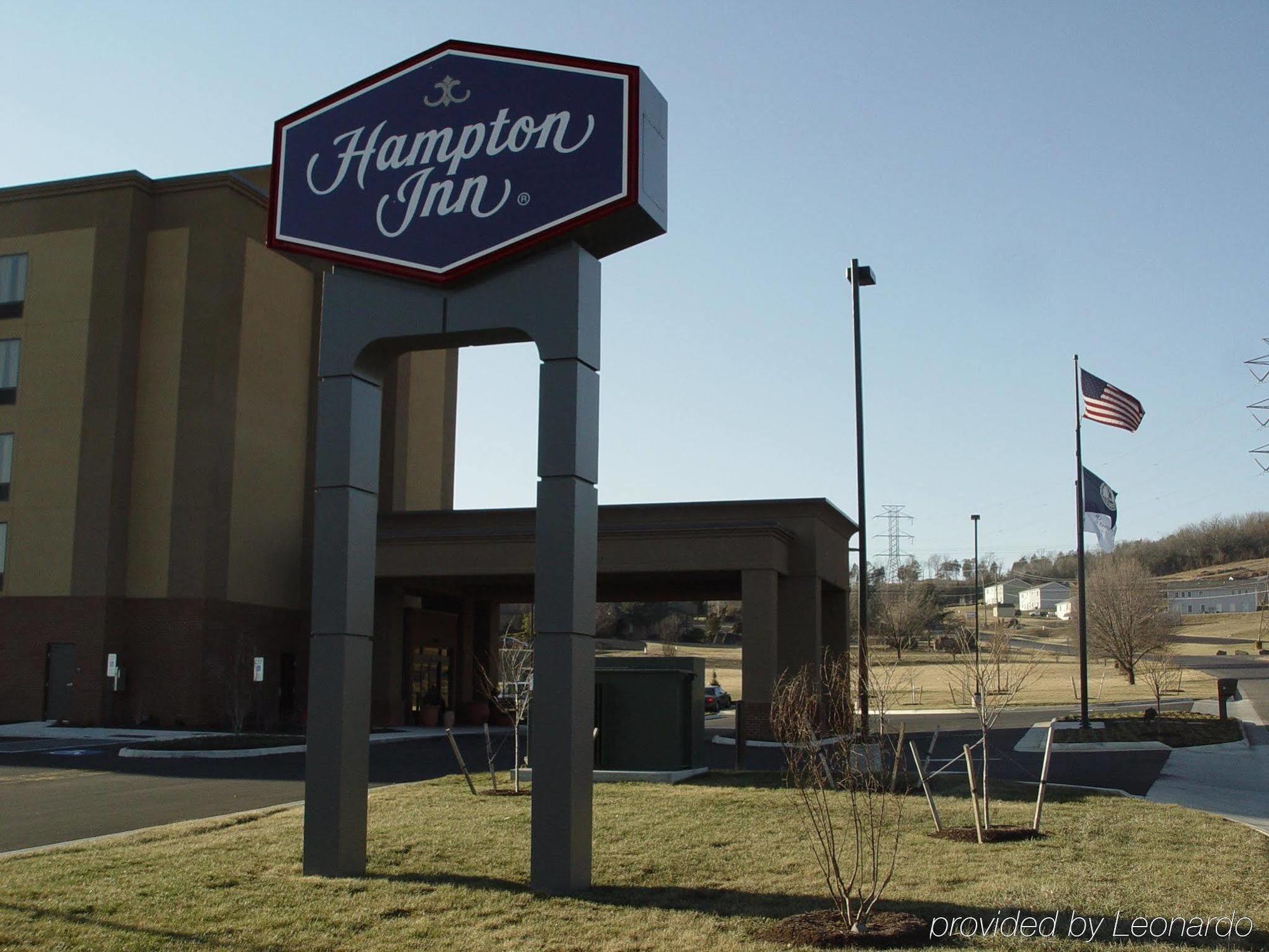 Hampton Inn Harrisonburg South Eksteriør billede