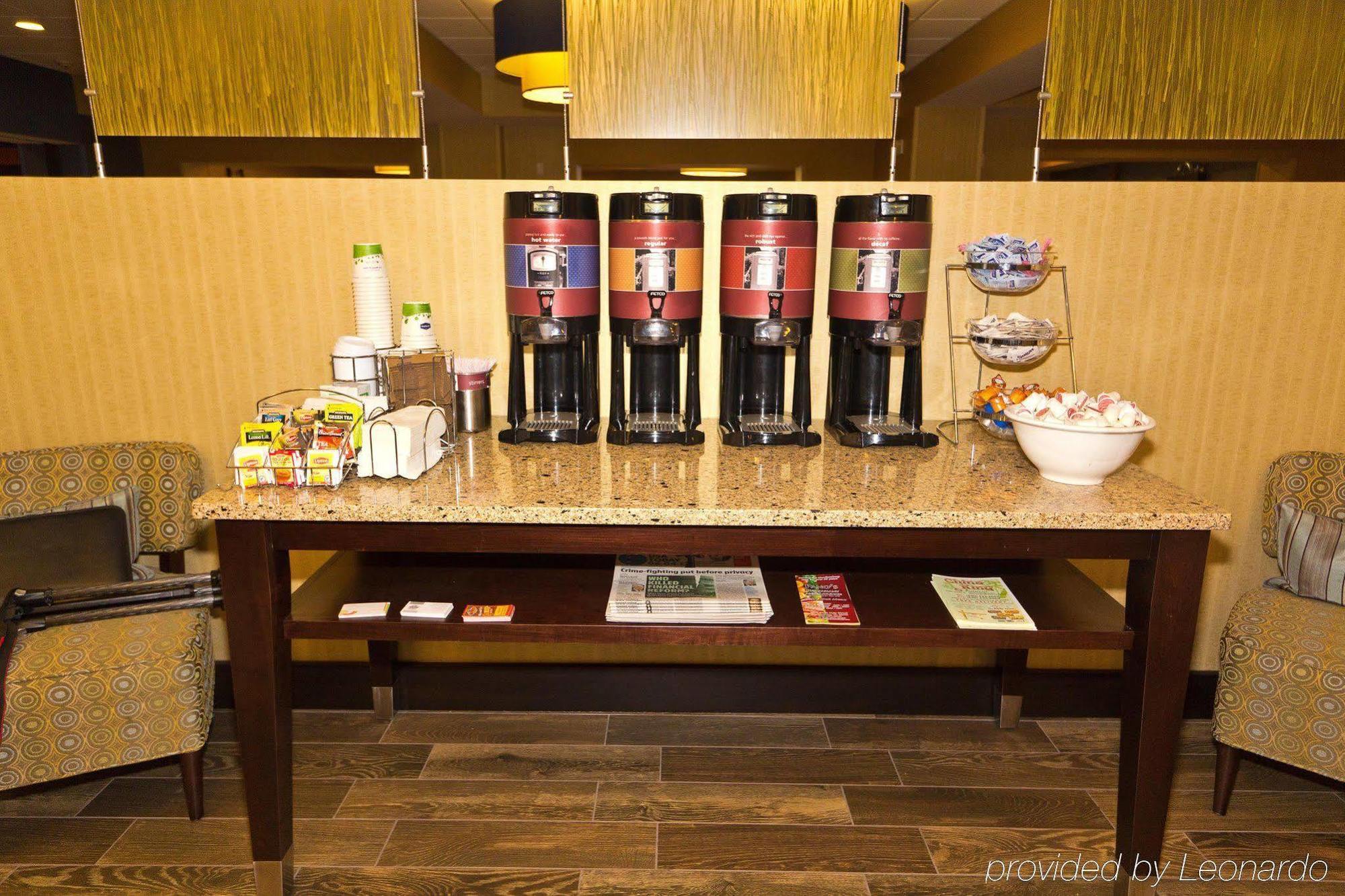 Hampton Inn Harrisonburg South Eksteriør billede